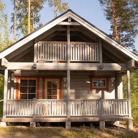 Lomakeskus Village Kukkapaeae 3*