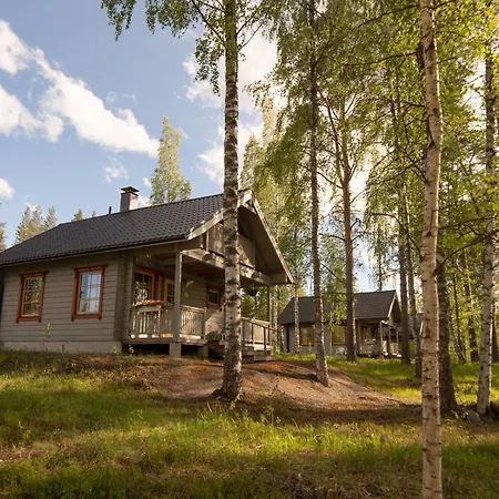 Village Kukkapaeae Lomakeskus